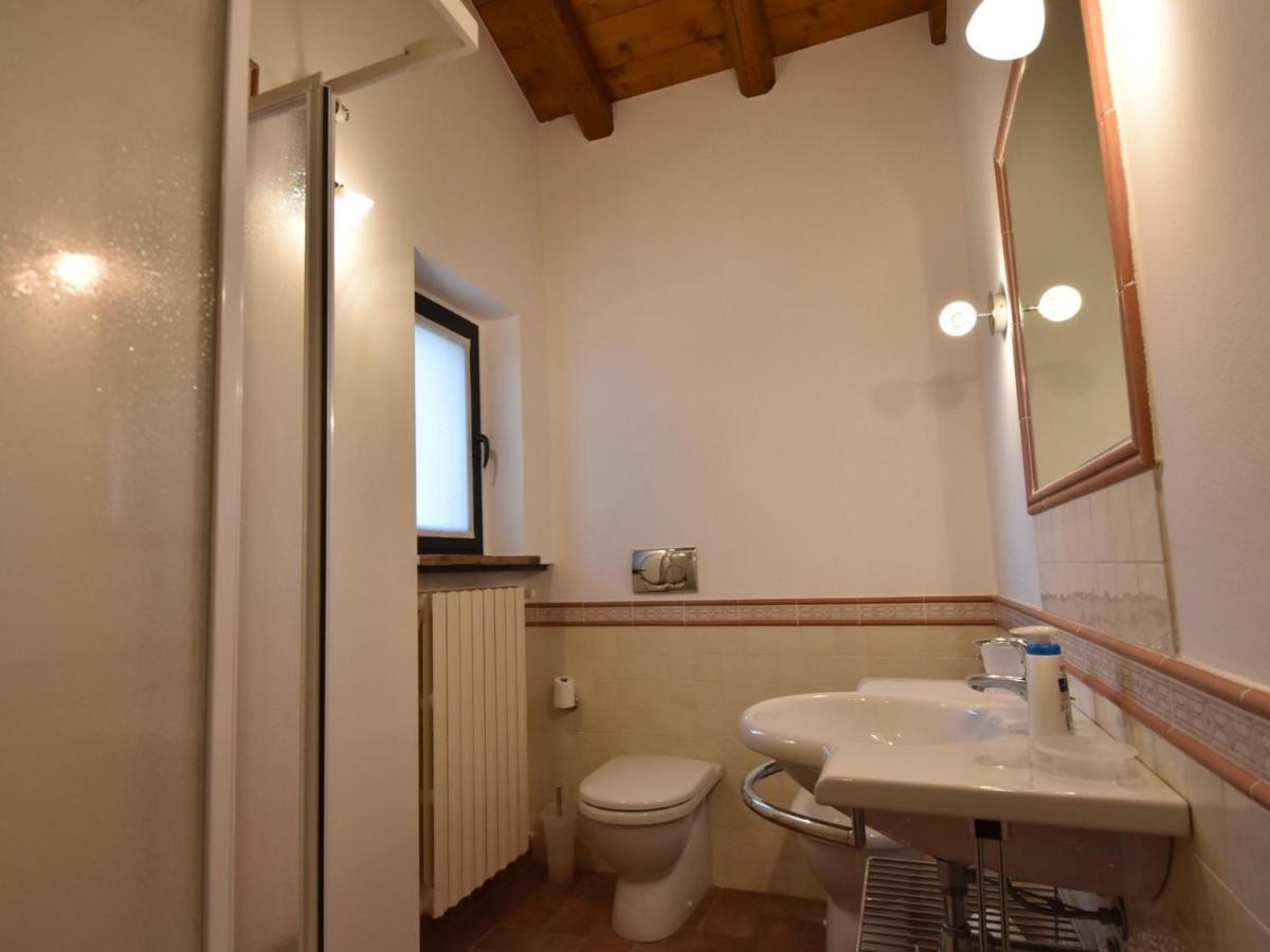 Apartment La Corte Bricca - Trilo B By Interhome Castana  Exterior photo